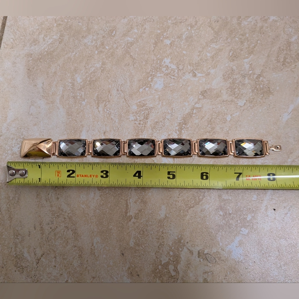 Swarovski Nirvana bracelet gray genuine crystals & rose gold tone metal large 8"
